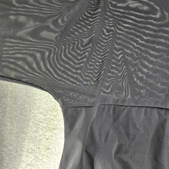 BUFFBUNNY WOMENS ESCANDALA PULLOVER BLACK DIAMOND MESH HOODED CROPTOP SIZE SMALL - Picture 4 of 13